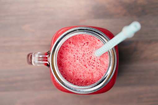 7 Best Smoothie Places in Rhode Island!